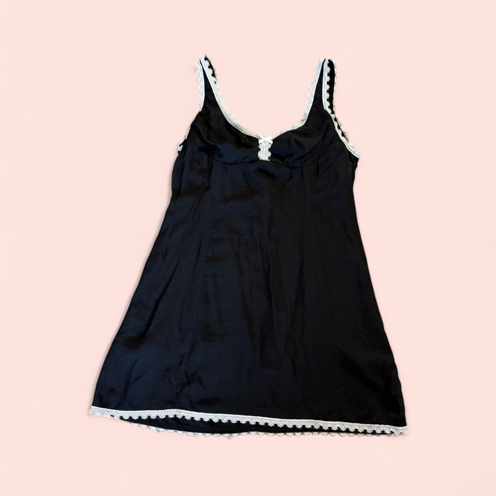 SOLD Princess Polly Black and White Lace Chemise